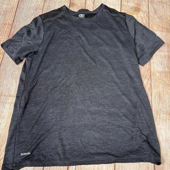 Lot of 5 All In Motion Boys' Athletic T-Shirts XXL - Picture 4 of 6